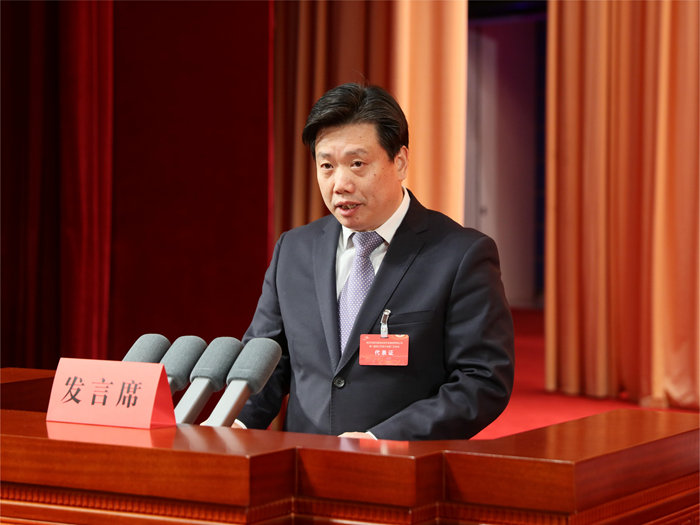 1715766223169867.jpg 黃峰.jpg